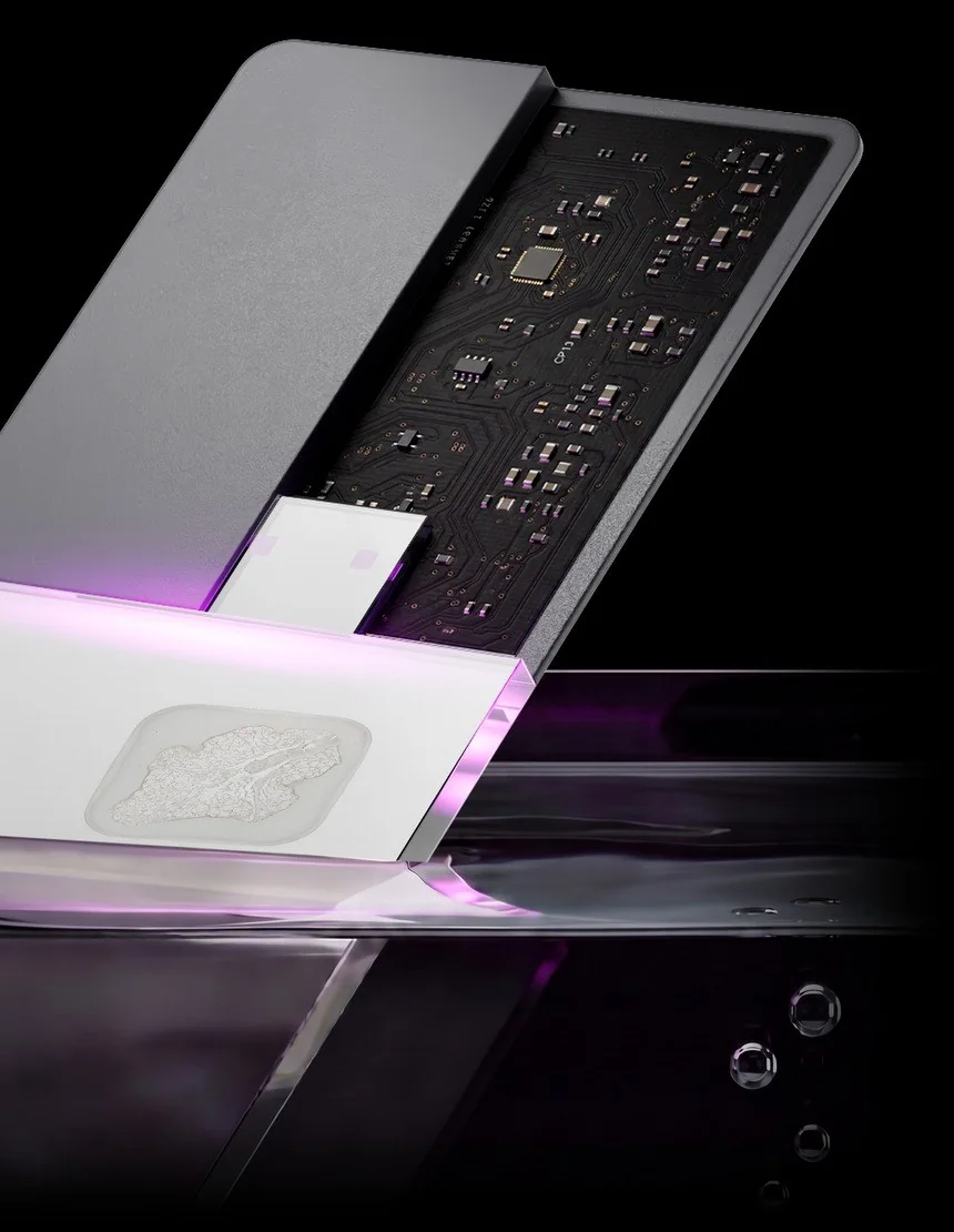 Prova S1 opened to show its circuit board, lifting a paraffin section from a water bath